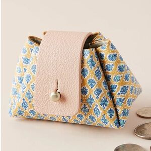 Anthropologie Daphne Printed Catchall Pouch - Coin Purse / Earbud Case